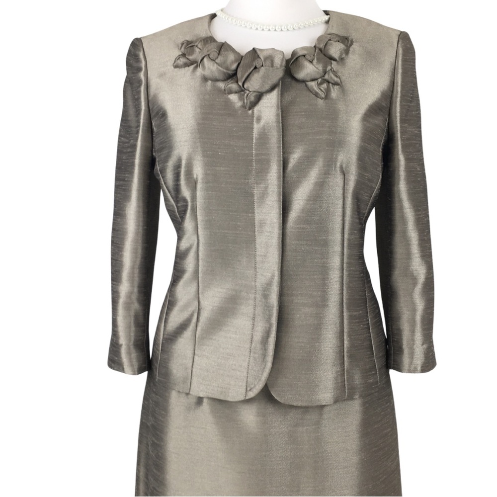 Kasper 2 Piece Gold Champagne 3/4 Sleeve A-line Skirt Blazer Petite Set size 8 - Picture 4 of 16